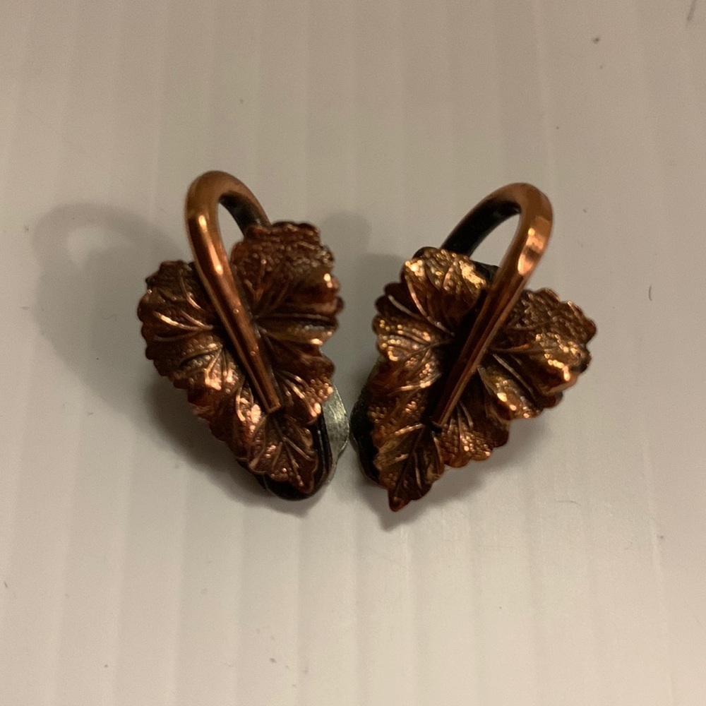 Vintage Signed Renoir Copper Leaf Clip Earrings Size: 1” App